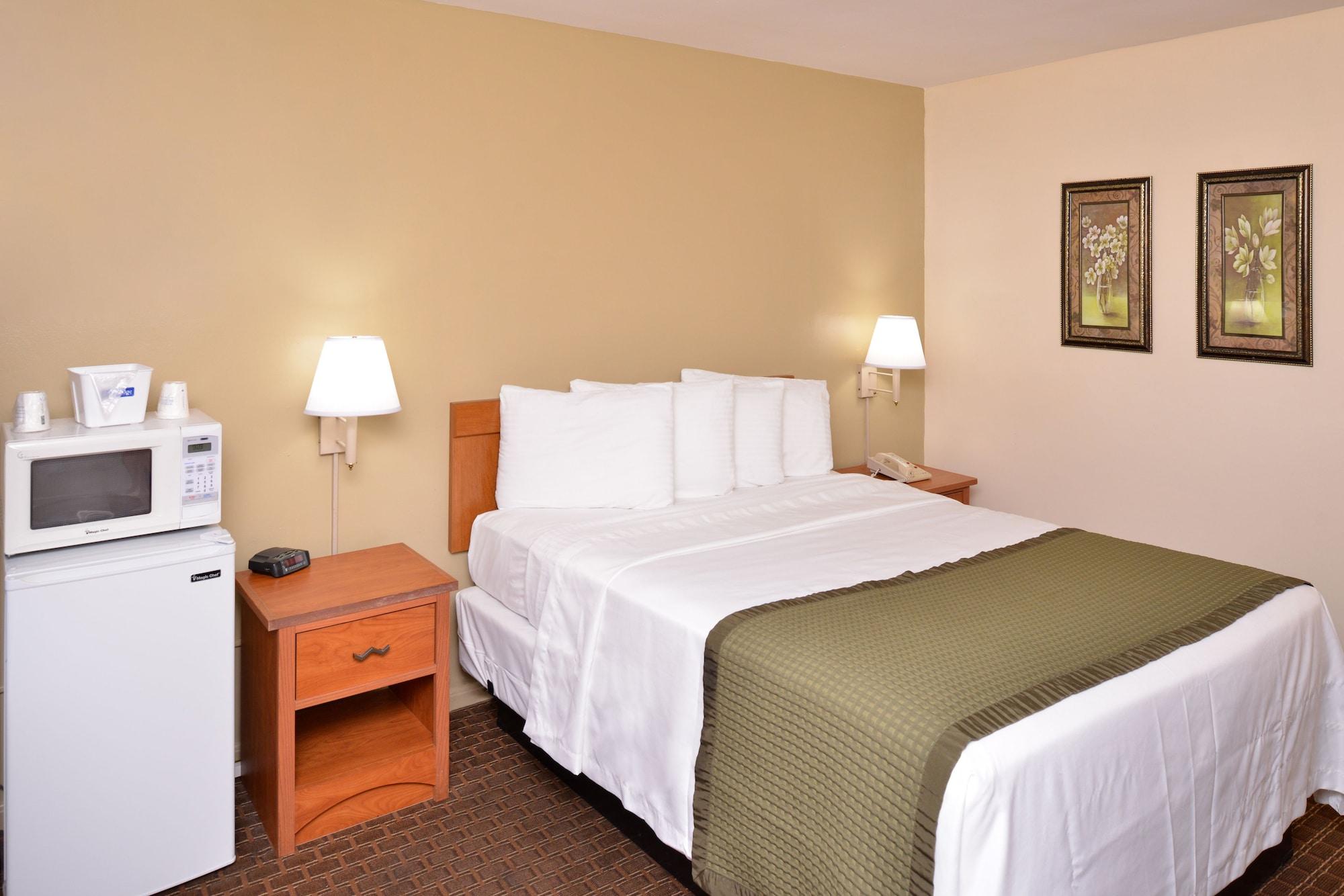 Travelodge By Wyndham Eugene Downtown/University Of Oregon Екстериор снимка