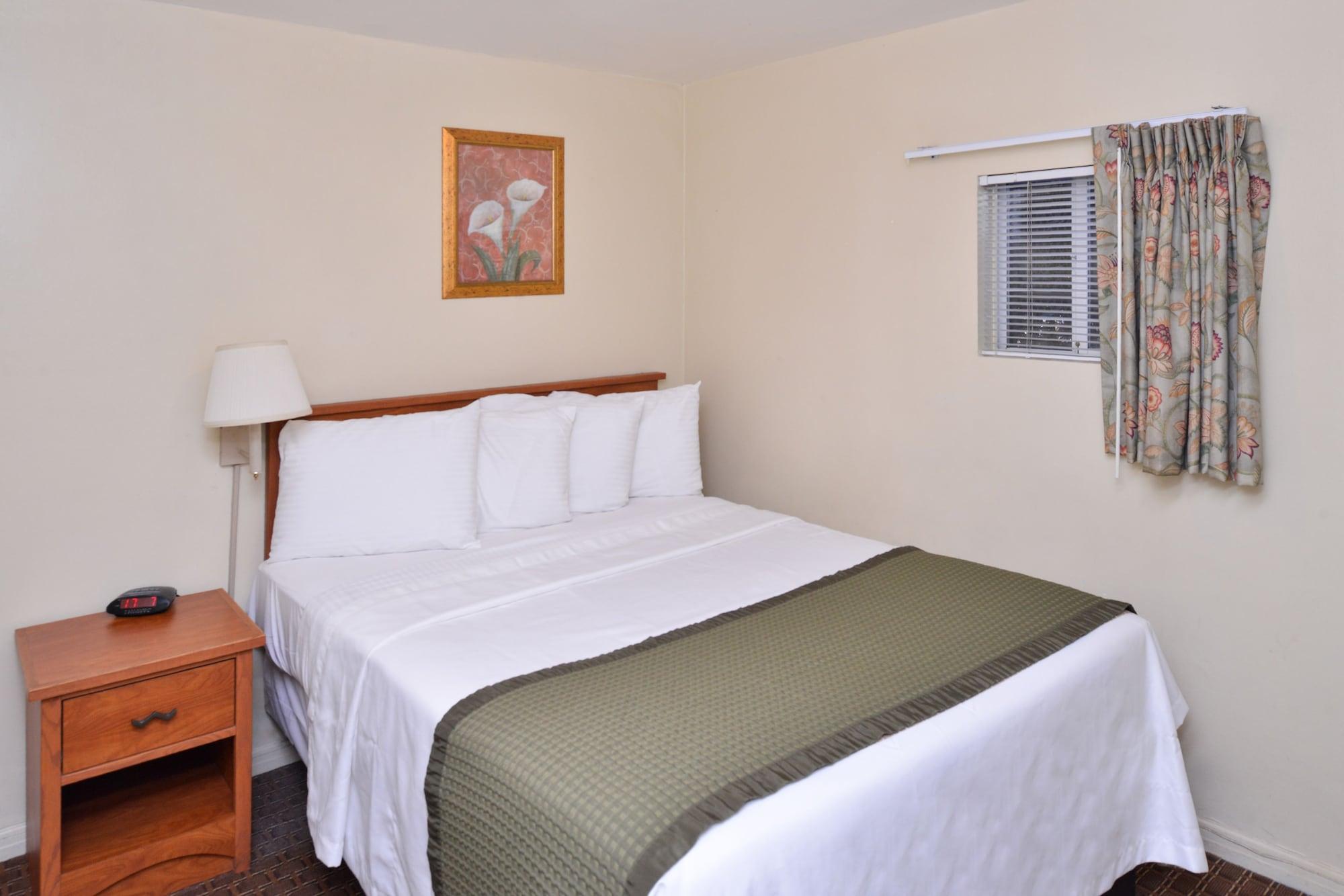 Travelodge By Wyndham Eugene Downtown/University Of Oregon Екстериор снимка