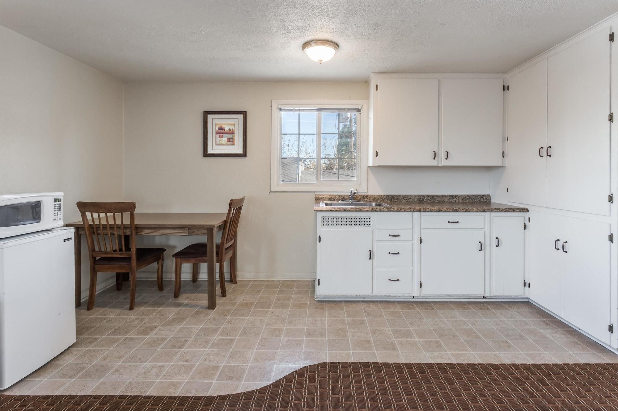 Travelodge By Wyndham Eugene Downtown/University Of Oregon Екстериор снимка