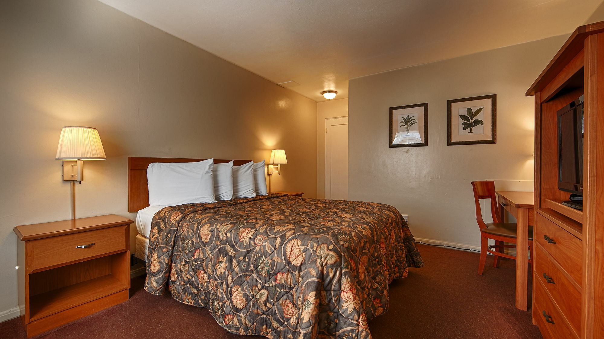 Travelodge By Wyndham Eugene Downtown/University Of Oregon Екстериор снимка