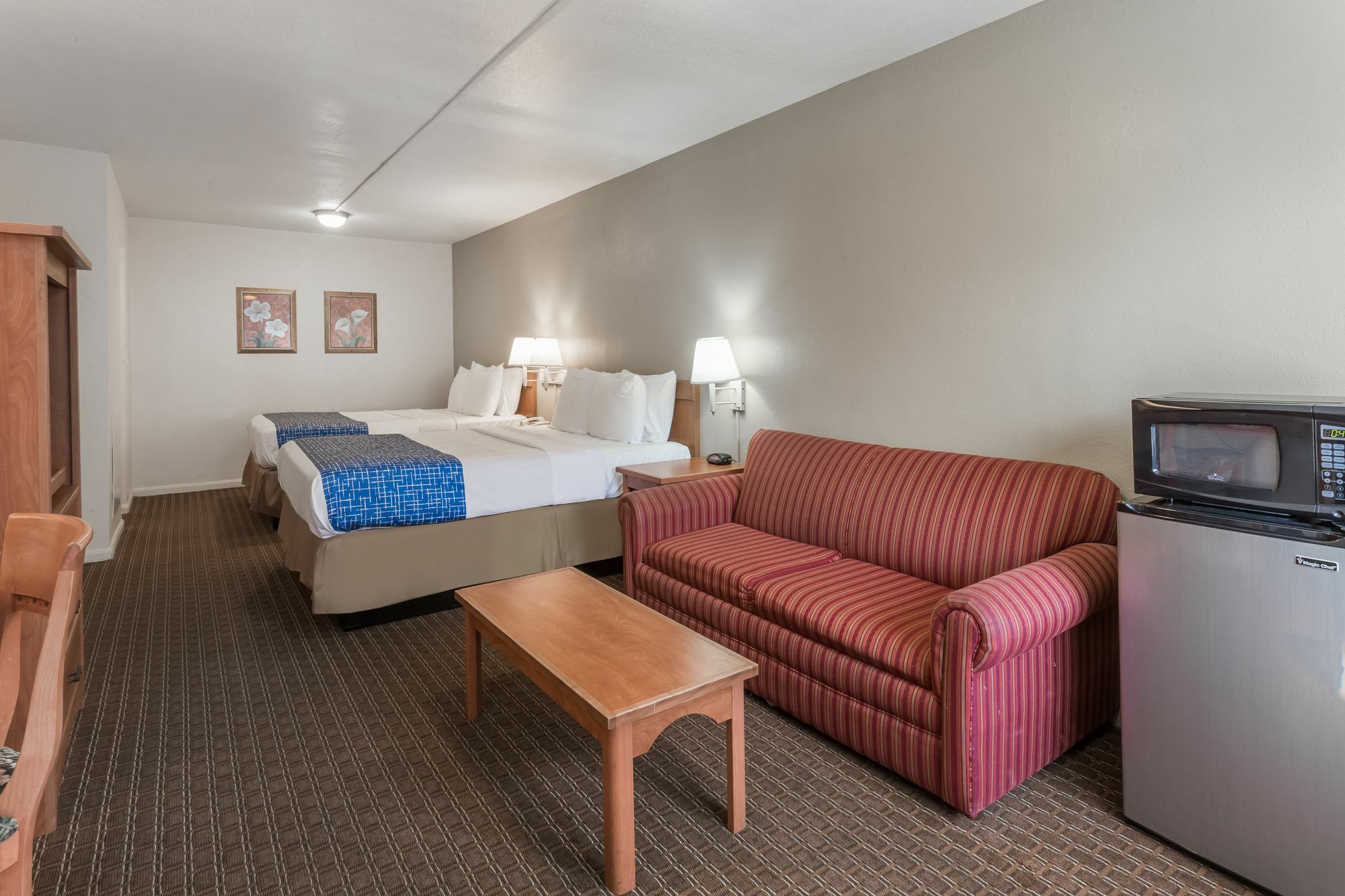 Travelodge By Wyndham Eugene Downtown/University Of Oregon Екстериор снимка